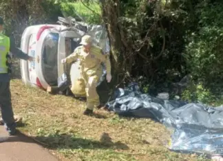 VÍDEO: Acidente com veículo da saúde de SC deixa quatro mortos