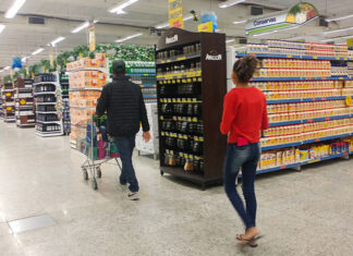 Varejo cresce 0,6% e bate novo recorde no Brasil em fevereiro