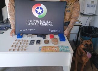 Jovem é preso com quase 2 kg de maconha e dinheiro em Chapecó