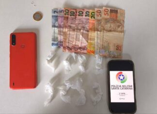 Dupla é presa com cocaína pronta para venda em Chapecó