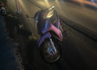 Motoneta sofre queda em Chapecó e deixa mulher ferida