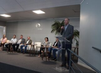 Em Chapecó, ACAMOSC e TCE/SC promovem capacitação para vereadores e servidores