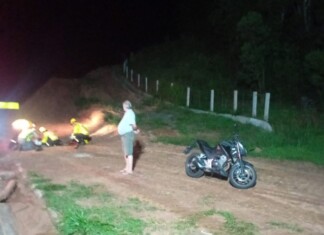 Motociclista fica ferido após perder controle em curva no Oeste