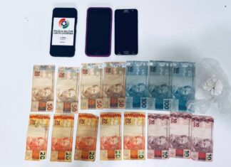 Suspeito arremessa droga em telhado durante fuga, mas acaba preso em Chapecó