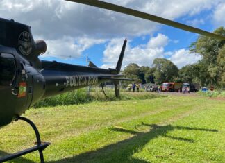 Acidente com três veículos mobiliza aeronave da Polícia Civil em Chapecó
