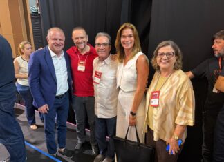 Encerramento do 8º Congresso Nacional do PT reforça unidade, democracia e projeto de futuro para o Brasil