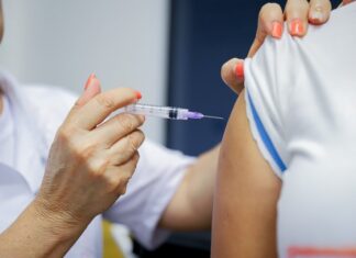 Estado intensifica campanha de vacinação após alta de óbitos por gripe em idosos