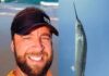 Surfista catarinense é atingido no coração por peixe-espada durante sessão de surfe