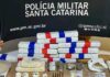 VÍDEO: Mulher é presa com quase 12 kg de drogas e munições em SC