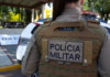Homem é preso com carro adulterado e crack durante abordagem em Chapecó