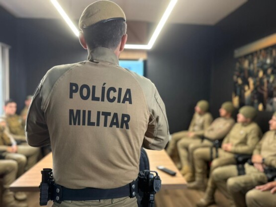 Veículo furtado é encontrado escondido sob cobertor em Chapecó
