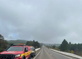 Motociclista fica ferido após queda em rodovia de SC; moto percorre 270 metros sozinha e cai em ribanceira