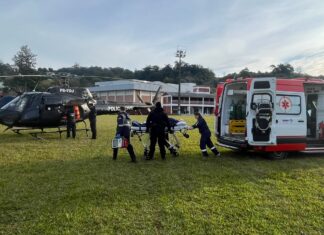 Mulher de 79 anos é transportada de helicóptero após sofrer infarto no Oeste de SC