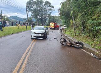 Adolescente morre em grave acidente entre moto e carro na SC-154