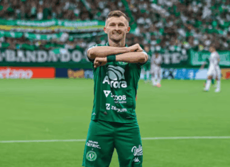 Chapecoense acelera reformulação do elenco e prepara novos anúncios durante pausa da Copa