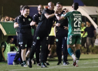 Chapecoense vence o Grêmio em amistoso com gols de Bolasie e Everton