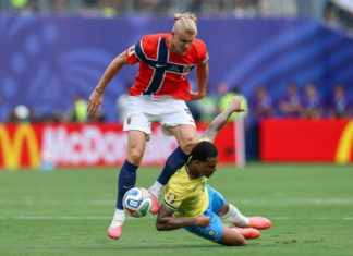 Brasil perde pênalti e vai empatando com a Noruega nas oitavas da Copa
