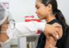 Jovens de 15 a 19 anos podem se vacinar contra o HPV até dezembro