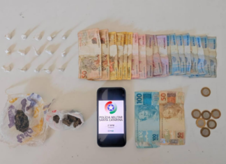 Adolescente é apreendido e jovem é preso por tráfico de drogas em Chapecó
