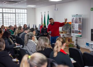 Gestores da Rede Municipal de Chapecó participam de formação sobre inclusão, diversidade e liderança escolar