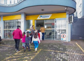 Crianças de CEIM em Chapecó descobrem a história da comunicação e enviam cartas às famílias
