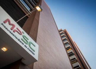 Cidades divididas por WhatsApp e licitações combinadas: MP revela suposto cartel de shows em SC