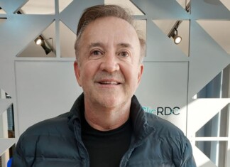 Ex-prefeito de Caçador e agora pré-candidato a deputado estadual defende ferrovia, aeroportos e políticas de Estado para fortalecer o Oeste catarinense