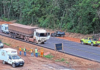 Capotamento na BR-163 deixa três feridos e interdita rodovia no Oeste Catarinense