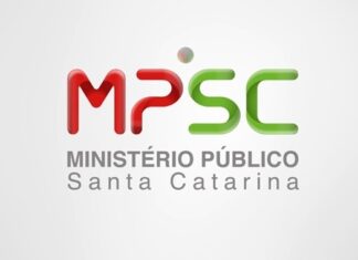 MPSC denuncia mãe por tortura após criança ser queimada com colher quente em Chapecó