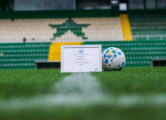 Gramado da Arena Condá renova certificação FIFA Quality Pro em Chapecó