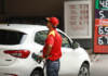 Aumento do etanol na gasolina para 32% gera debate sobre impactos nos veículos e no preço dos combustíveis