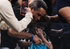 Corinthians repudia hostilização contra criança que recebeu camisa de Neymar
