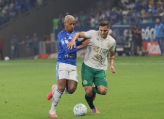 Cruzeiro vence a Chapecoense no Mineirão e avança às quartas da Copa do Brasil