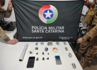 Homem é preso com maconha, cocaína, haxixe e skank em condomínio de Chapecó