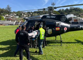 Homem de 80 anos é transferido de helicóptero após sofrer infarto