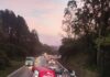 Colisão entre três veículos deixa uma pessoa morta na BR-282
