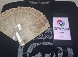 Mulher é presa após furtar R$ 750 de carteira em comércio do Oeste Catarinense