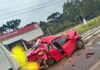Colisão entre dois caminhões e carro deixa envolvidos feridos em SC