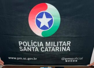 Casal é preso com 155 porções de cocaína no Oeste de SC