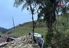 Jovem fica ferido após carro bater contra caminhão em Santa Catarina