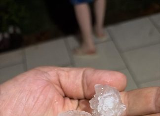 Granizo atinge mais de 180 residências em municípios do Oeste de SC