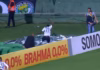 VÍDEO: Zagueiro do Coritiba cai em túnel durante comemoração de gol contra a Chapecoense