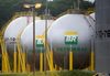 Petrobras aumenta diesel, mas subsídio mantém preço nas refinarias