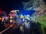 Colisão frontal entre caminhão e carro deixa três mortos na BR-470