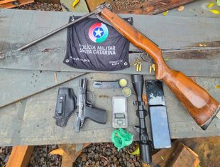 Polícia Militar apreende pistola com numeração raspada e drogas em Flor do Sertão