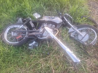 Adolescente fica gravemente ferido após colisão envolvendo três veículos em SC