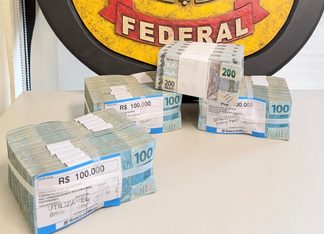 PF apreende R$ 500 mil com candidato em SC e encaminha caso à Justiça Eleitoral