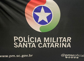 Homem de 21 anos é preso com pistola calibre .45 municiada no Centro de Chapecó