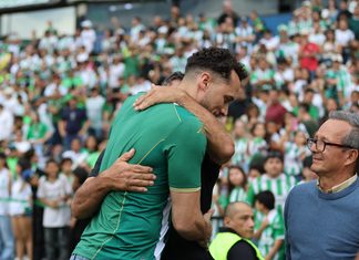 Chapecoense e Atlético Nacional se reencontram em jogo de homenagem na Colômbia