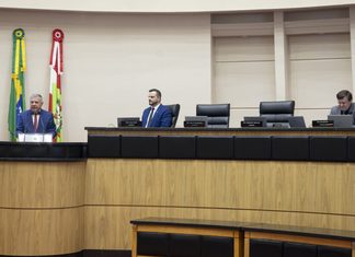 Alesc destaca importância de meteorologistas e professores para a sociedade